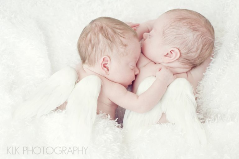 Newborn Twins: Photo Session by KLK Photography